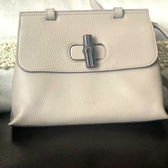 Authentic Gucci crossbody handbag - Picture 1 of 5